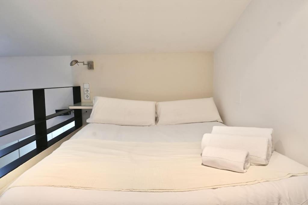 For You Rentals Apartamento Temporal Con Encanto A Pocos Metros Del Sol Myr13 Мадрид Екстер'єр фото