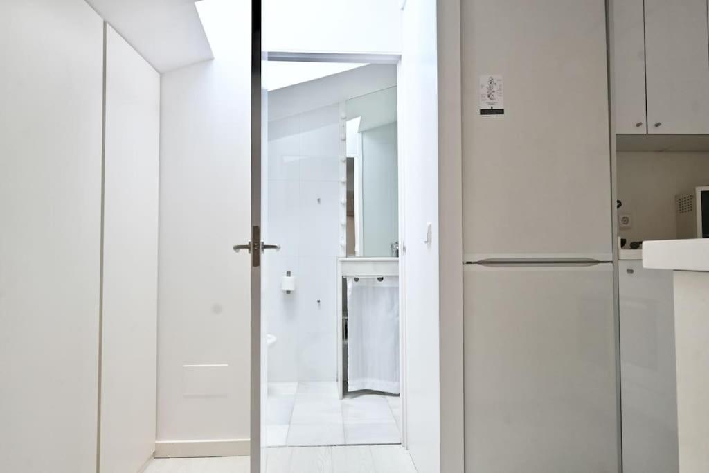 For You Rentals Apartamento Temporal Con Encanto A Pocos Metros Del Sol Myr13 Мадрид Екстер'єр фото